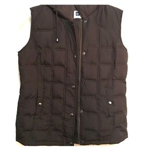 GAP Women’s hooded vest, Size S